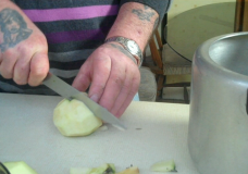 Bourney Makes an Apple Pie